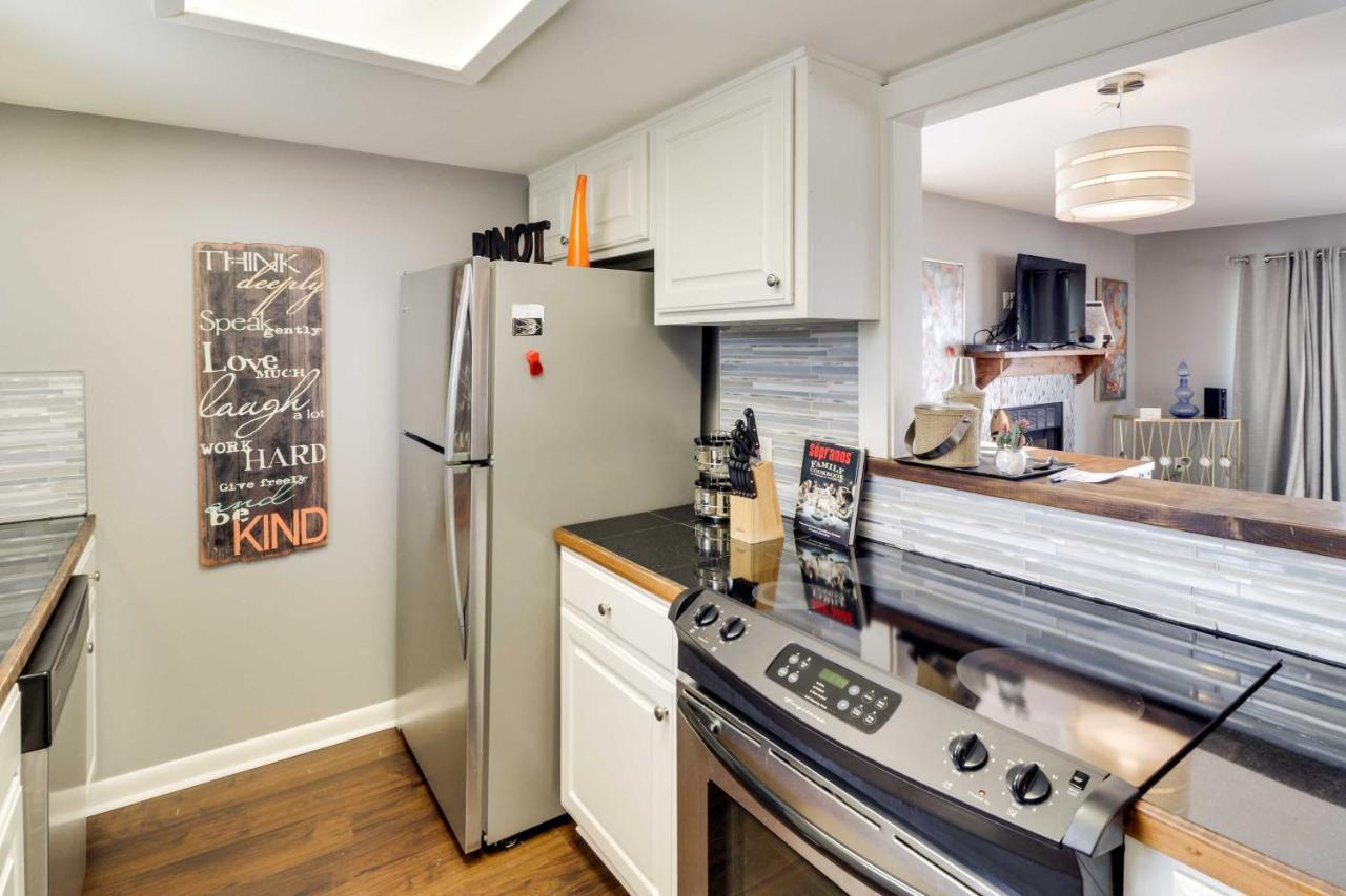 הוט ספרינגס Cozy Lake Hamilton Condo With Balcony And Pool Access! מראה חיצוני תמונה